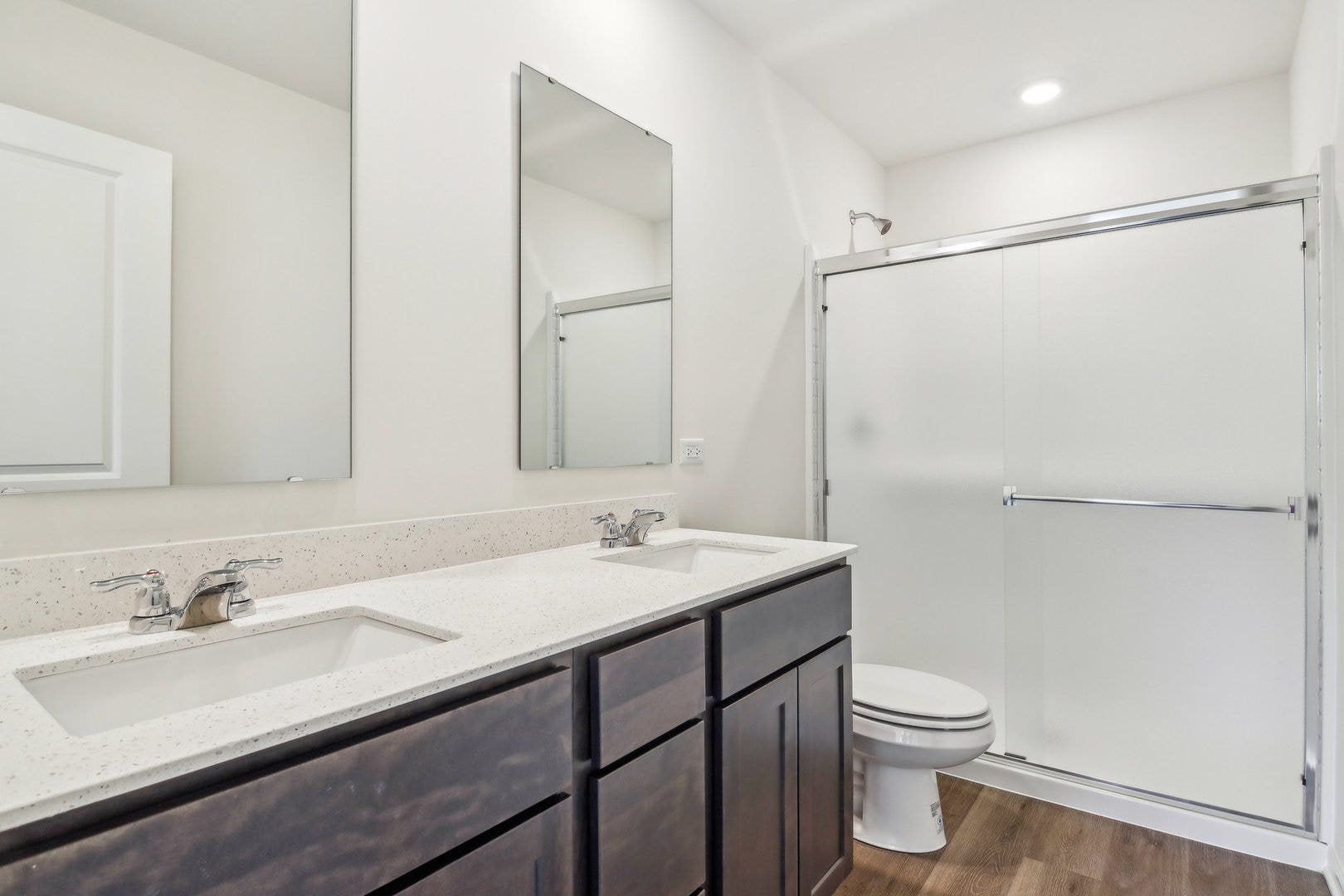 6381 Ulster Drive, Tinley Park, IL 60477 6381 Ulster Drive, Tinley Park, IL 60477