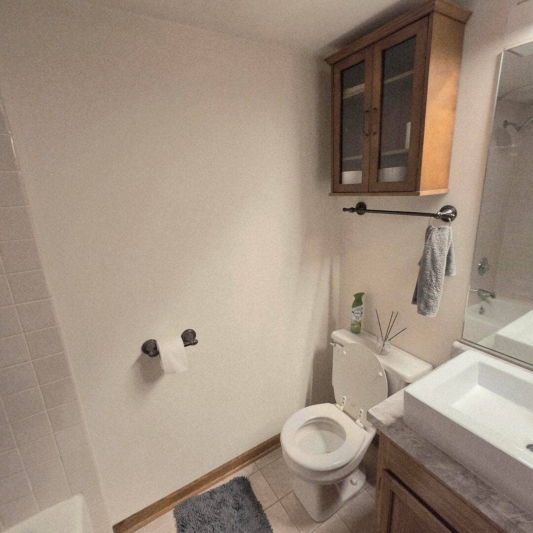 18030 66th Court, #2N, Tinley Park, IL 60477