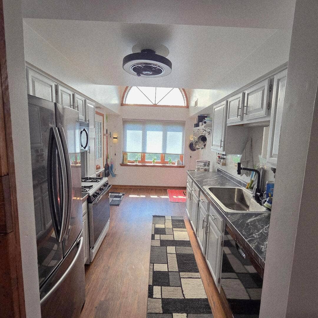 18030 66th Court, #2N, Tinley Park, IL 60477