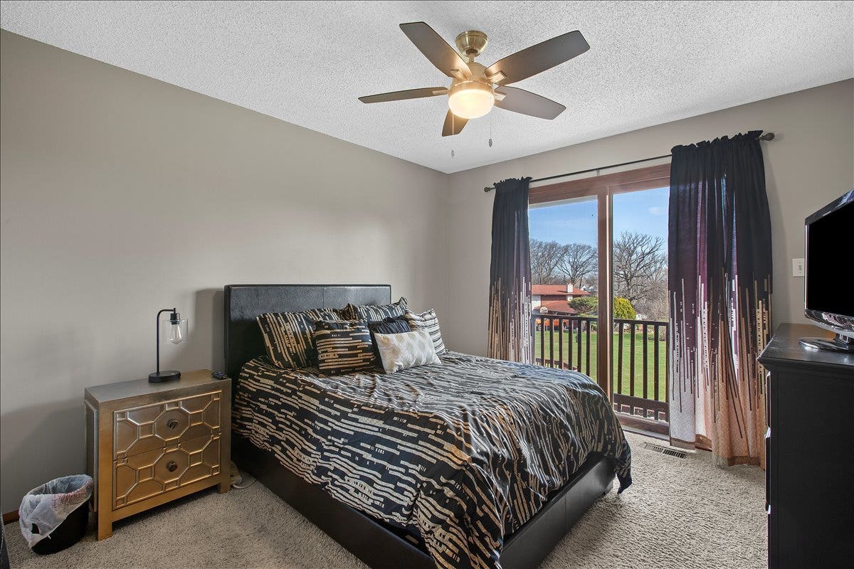 5 Paso Fino Street, Lemont, IL 60439 5 Paso Fino Street, Lemont, IL 60439