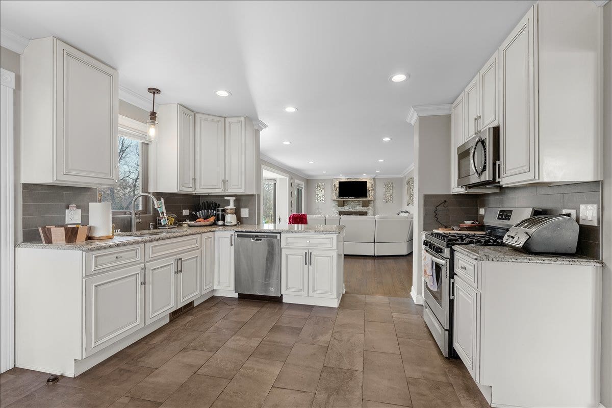 5 Paso Fino Street, Lemont, IL 60439 5 Paso Fino Street, Lemont, IL 60439