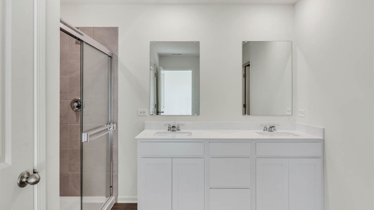 17205 Munster Lane, Tinley Park, IL 60477 17205 Munster Lane, Tinley Park, IL 60477