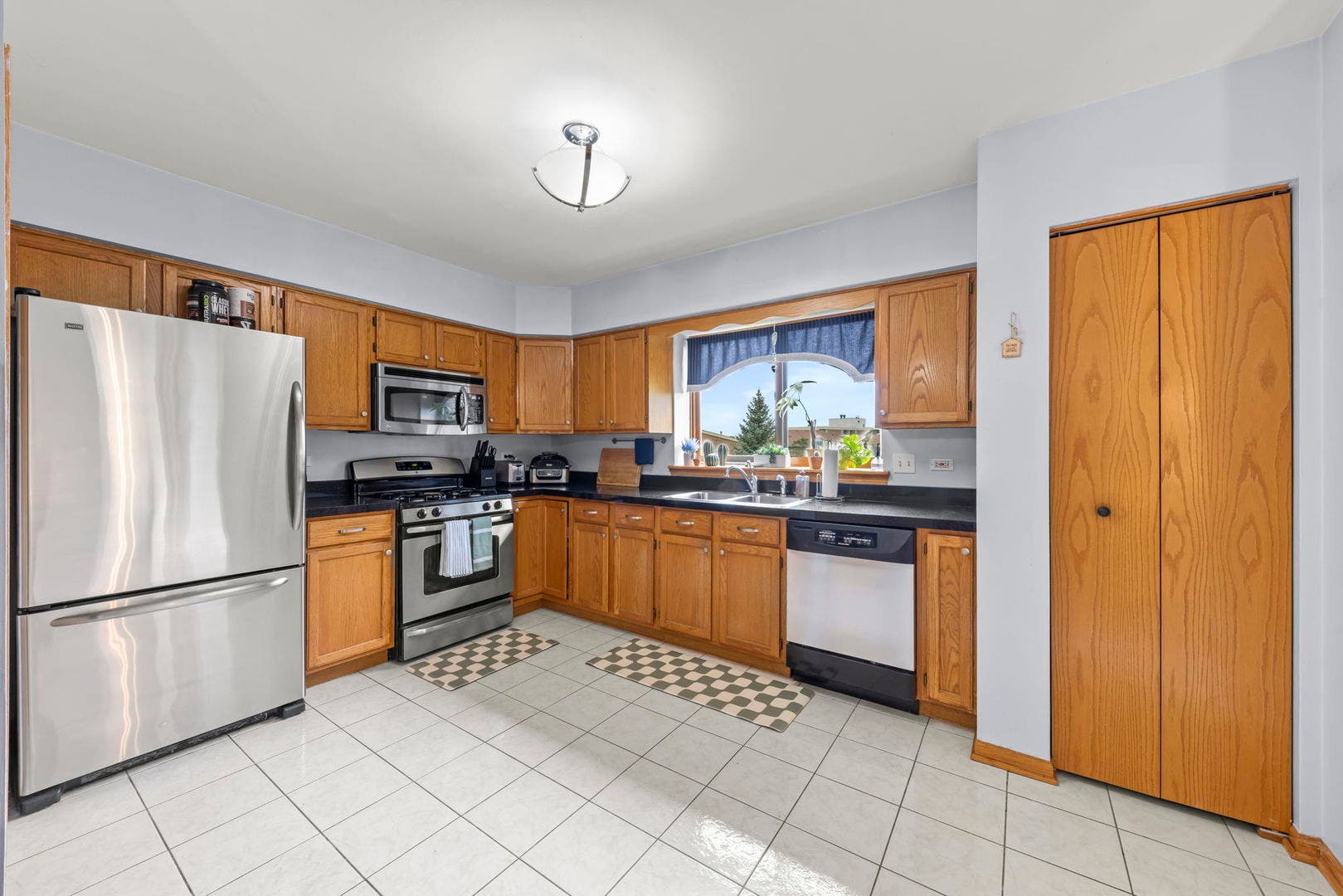 6612 Martin France Circle, #3D, Tinley Park, IL 60477 6612 Martin France Circle, #3D, Tinley Park, IL 60477