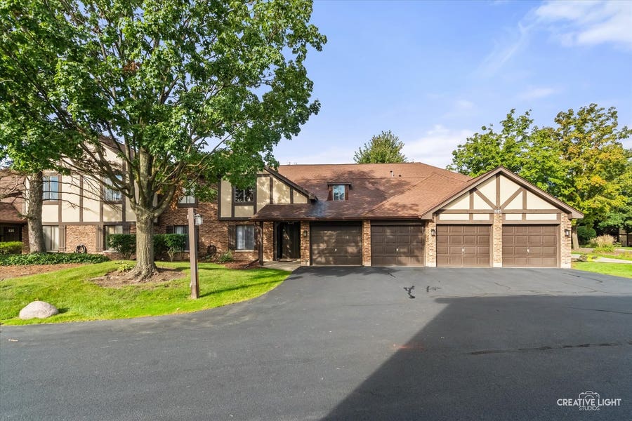 Property photo for 845 Sheldon Court, #D, Wheaton, IL