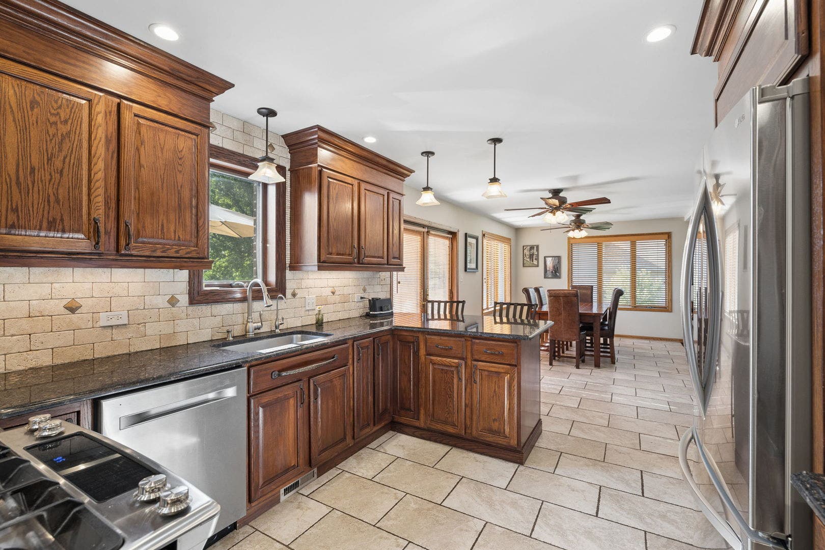15858 115th Avenue, Orland Park, IL 60467