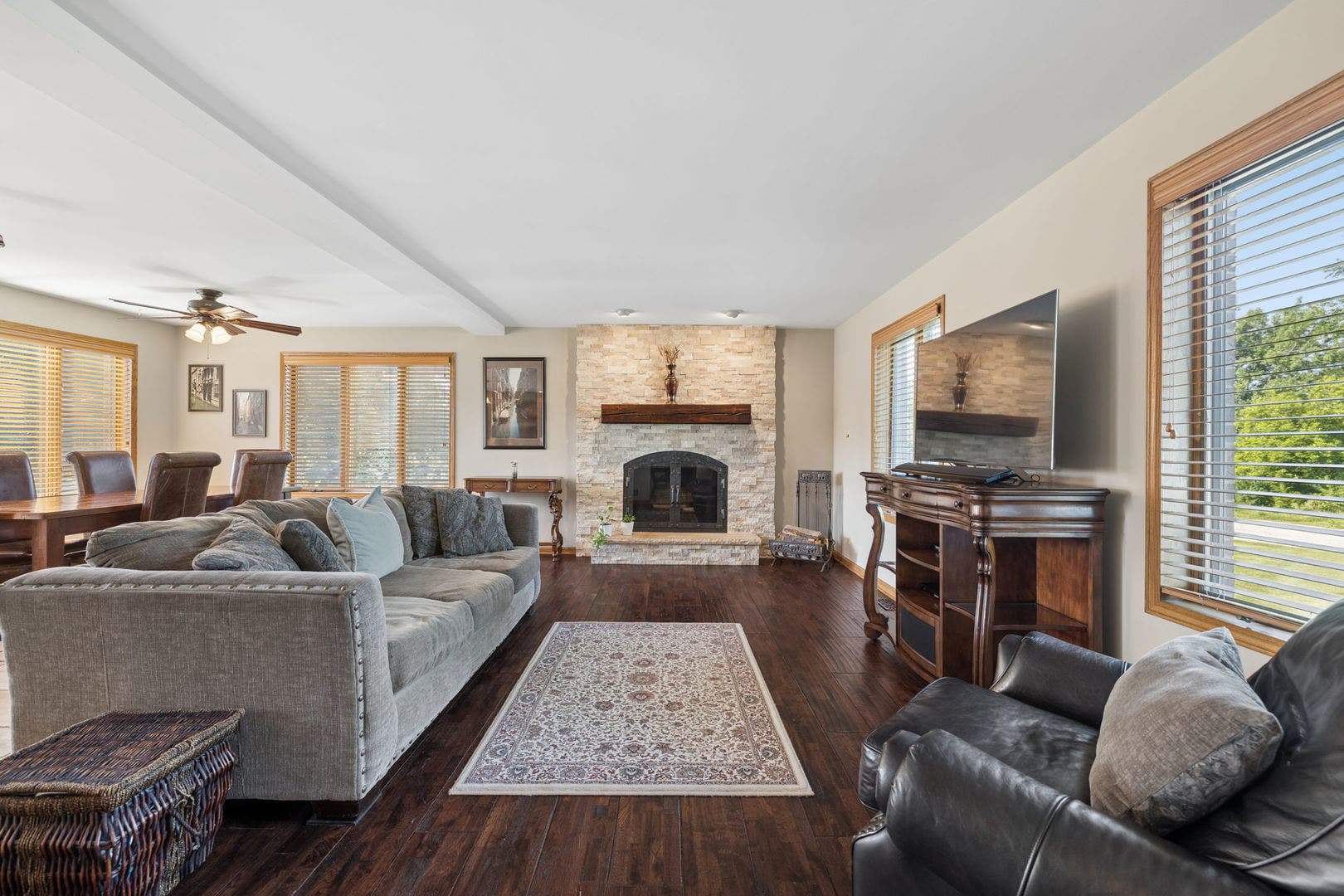 15858 115th Avenue, Orland Park, IL 60467