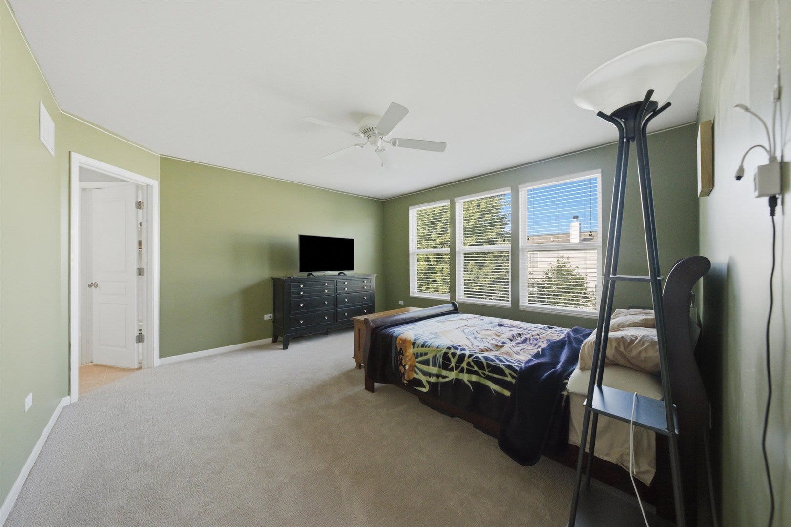251 Clubhouse Street, Bolingbrook, IL 60490 251 Clubhouse Street, Bolingbrook, IL 60490