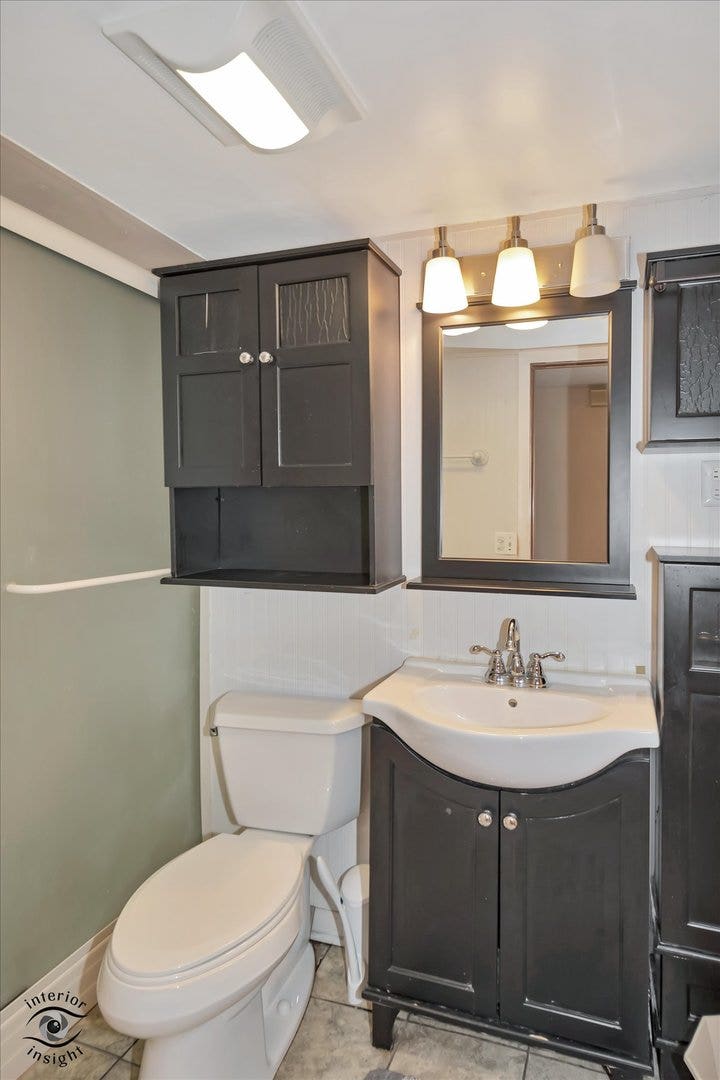 208 Shady Lane, Downers Grove, IL 60515