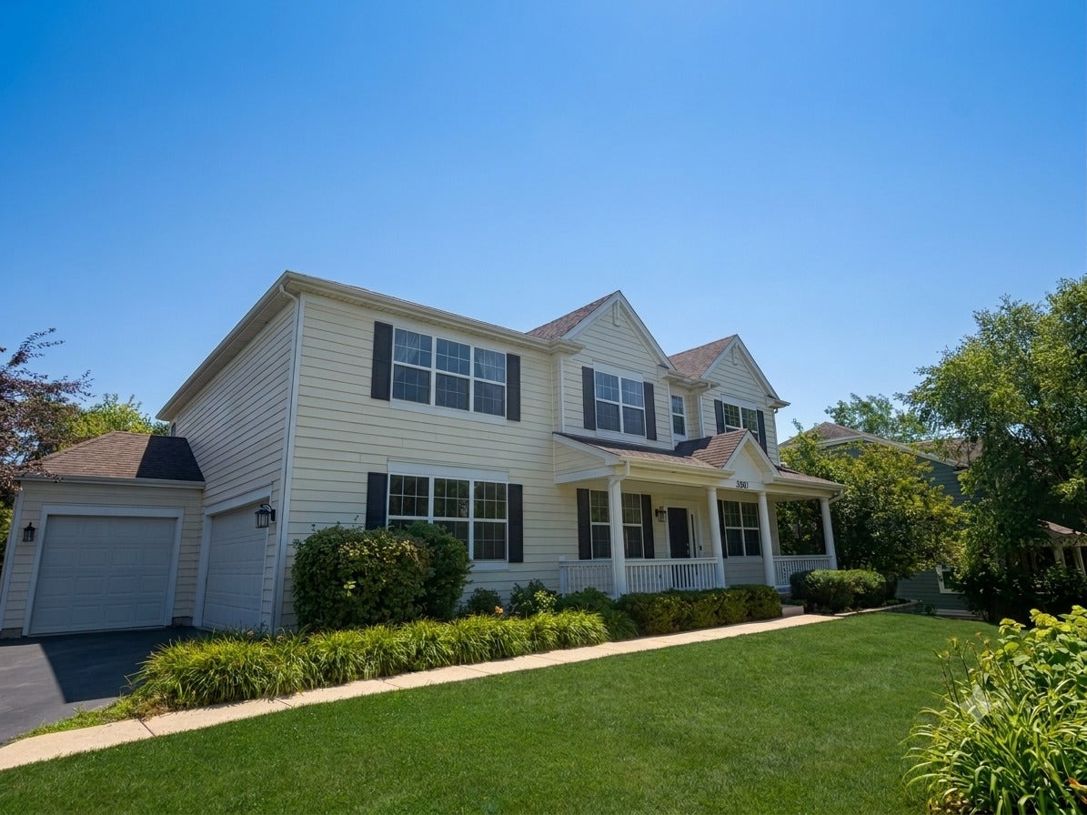 3091 Long Common Parkway, Elgin, IL 60124