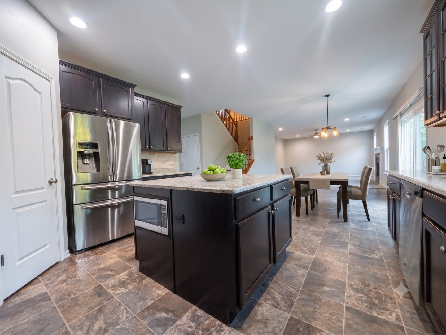 3091 Long Common Parkway, Elgin, IL 60124