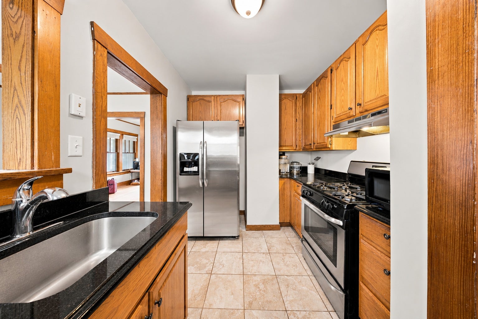 30 S Commonwealth Avenue, Elgin, IL 60123 30 S Commonwealth Avenue, Elgin, IL 60123