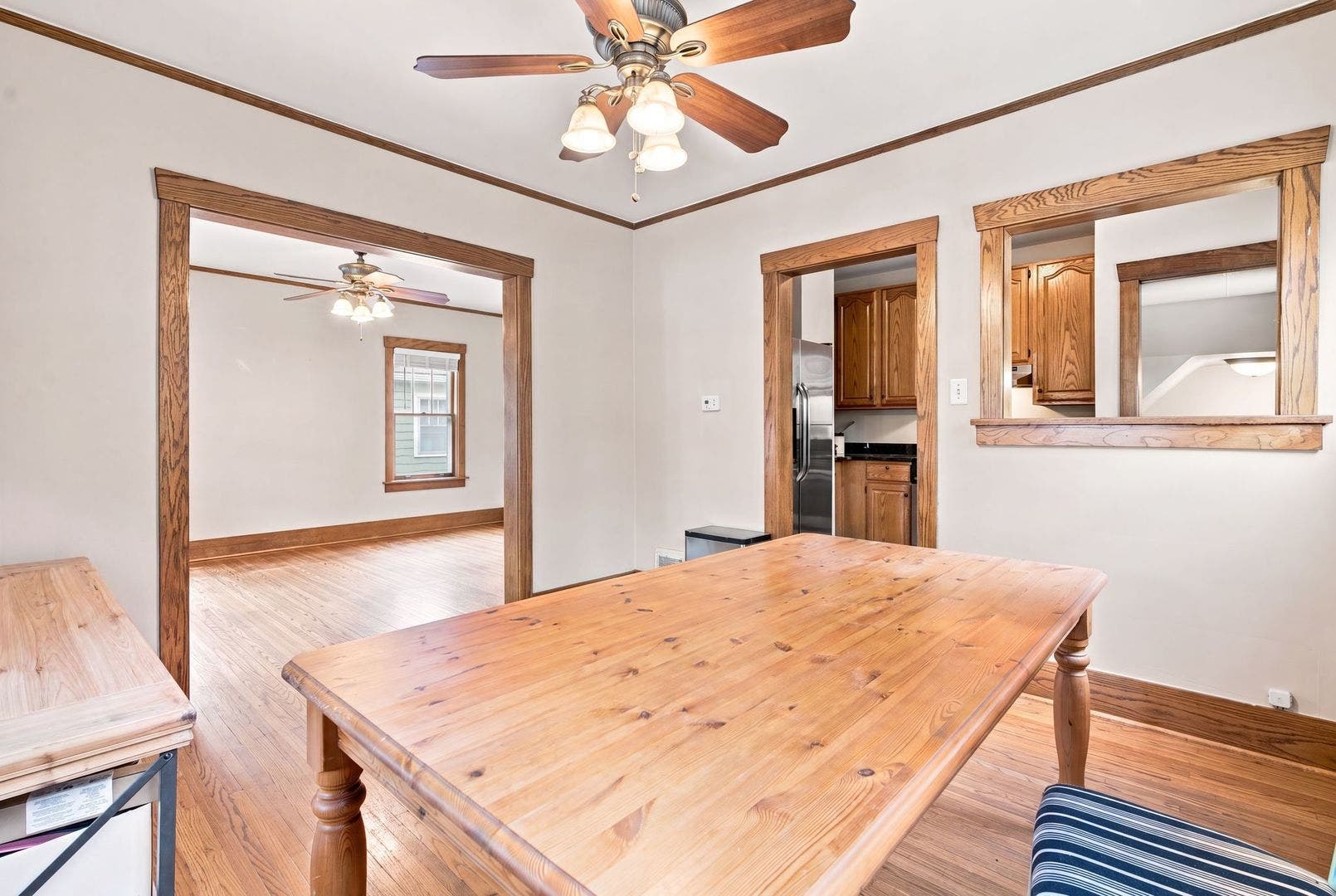 30 S Commonwealth Avenue, Elgin, IL 60123 30 S Commonwealth Avenue, Elgin, IL 60123