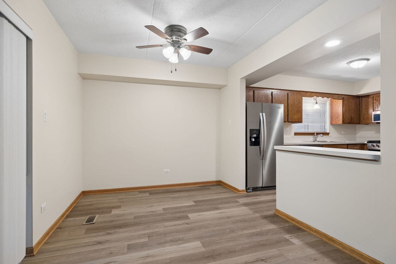 8158 169th Street, #1W, Tinley Park, IL 60477