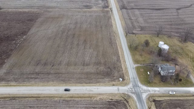 24671 S Kankakee Street, Manhattan, IL 60442 24671 S Kankakee Street, Manhattan, IL 60442