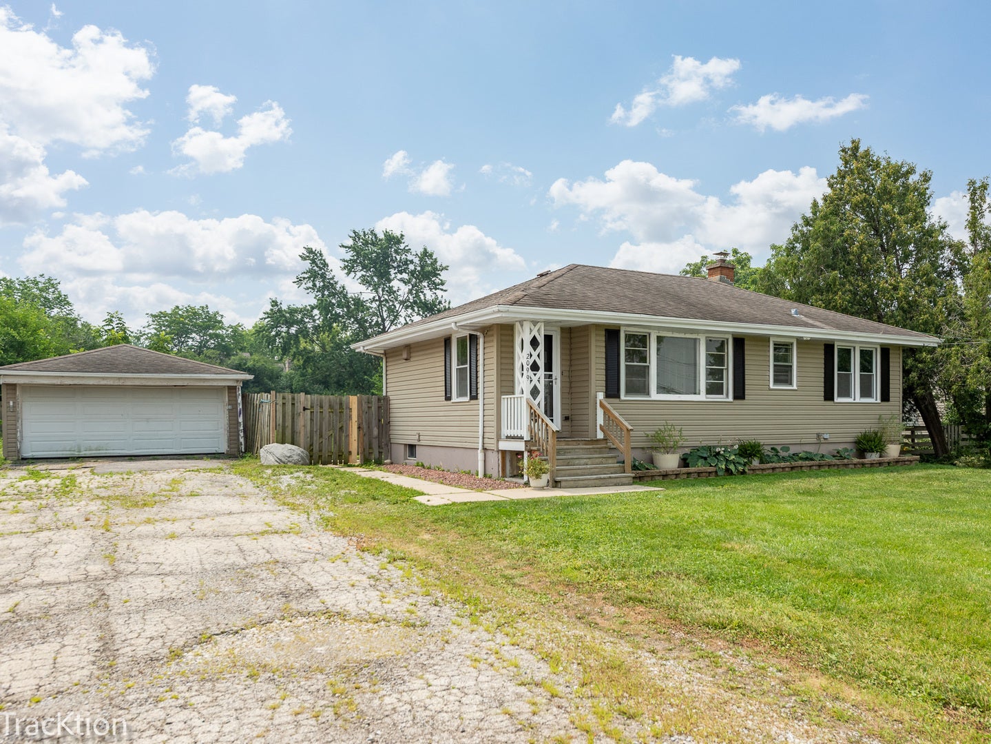 2099 Inverness Avenue, Downers Grove, IL 60515