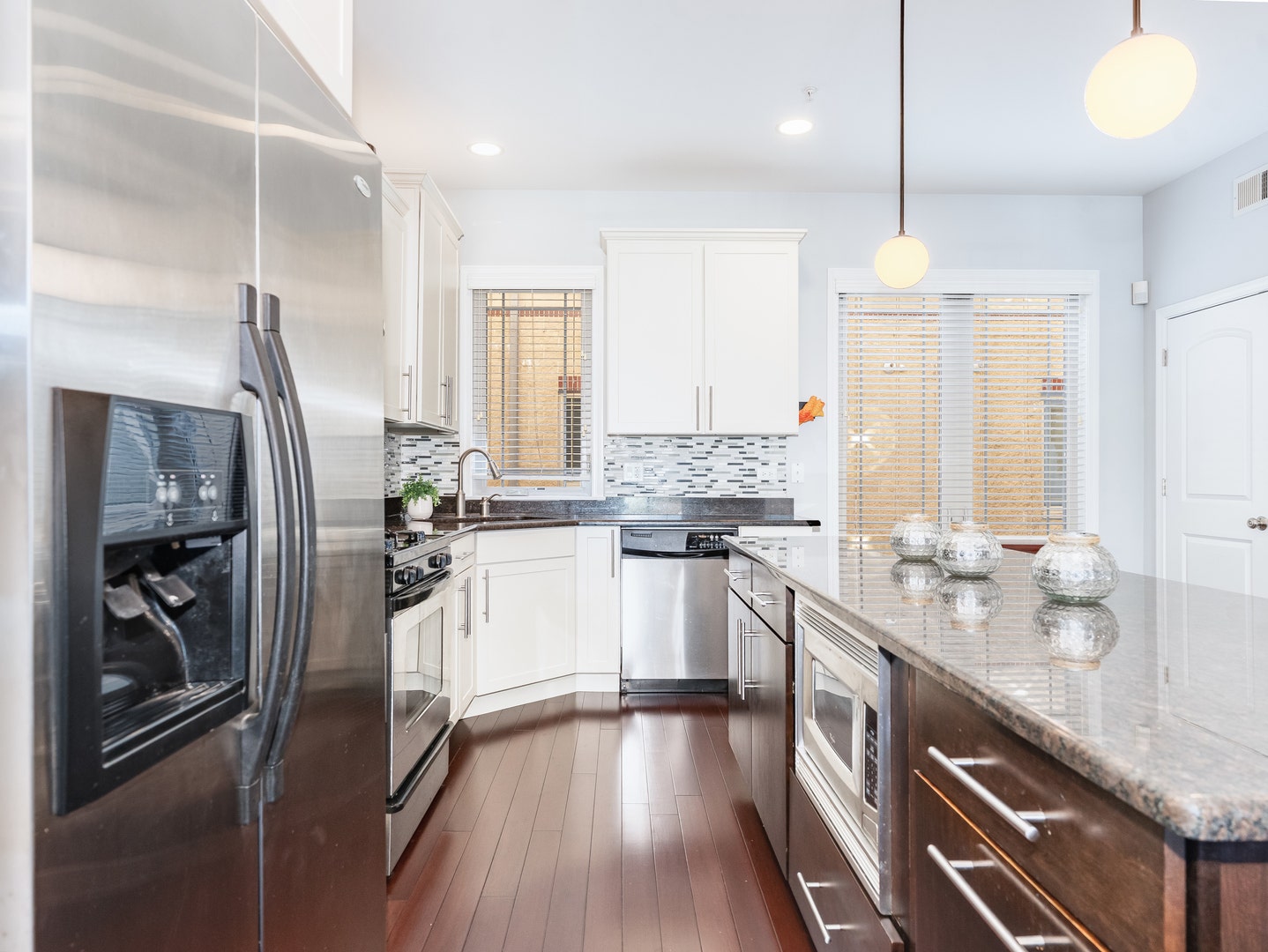 922 Warren Avenue, #105, Downers Grove, IL 60515 922 Warren Avenue, #105, Downers Grove, IL 60515