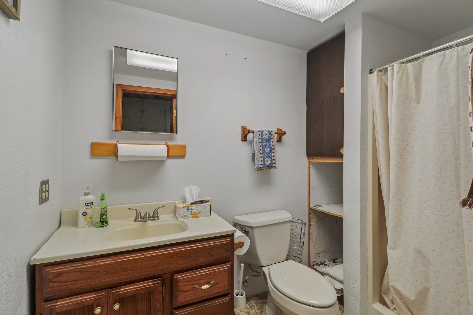 31W003 Irving Park Road, Elgin, IL 60120 31W003 Irving Park Road, Elgin, IL 60120