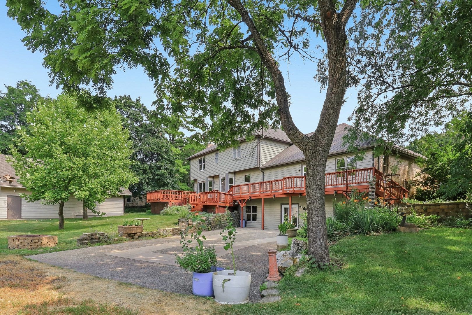 31W003 Irving Park Road, Elgin, IL 60120 31W003 Irving Park Road, Elgin, IL 60120