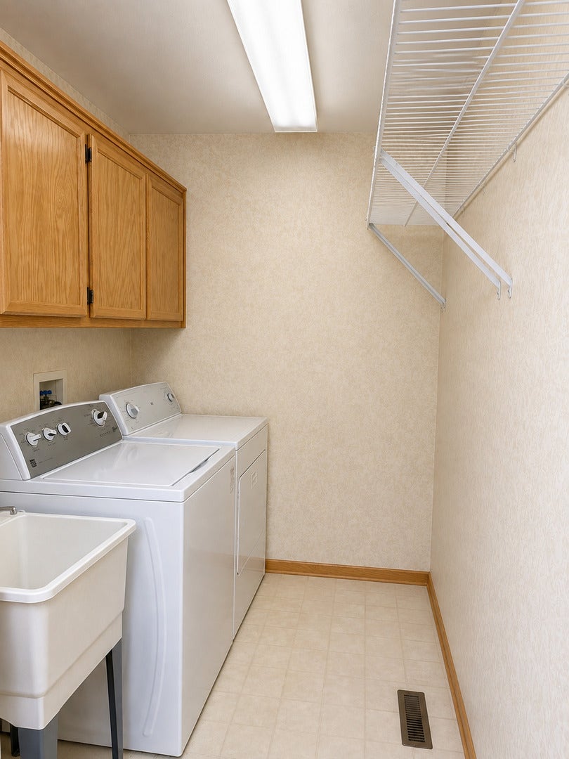 7702 Northfield Lane, Tinley Park, IL 60487 7702 Northfield Lane, Tinley Park, IL 60487