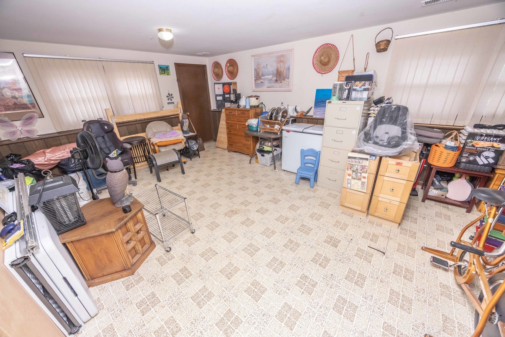 2105 Glenwood Avenue, Joliet, IL 60435