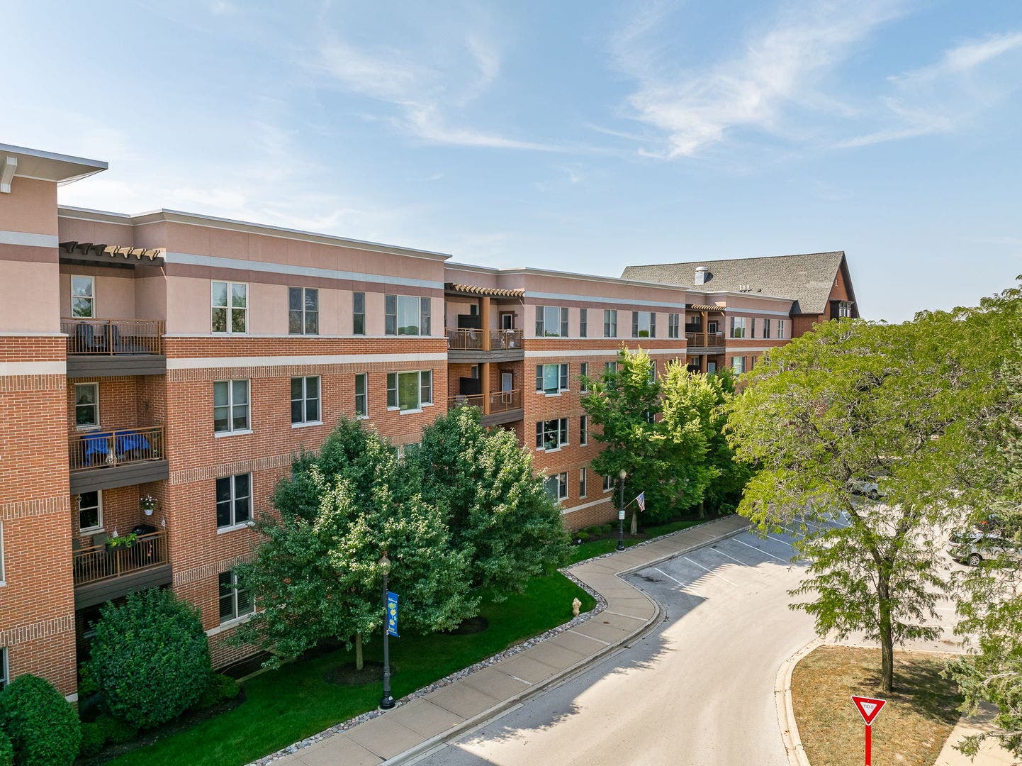 935 Burlington Avenue, #309, Downers Grove, IL 60515 935 Burlington Avenue, #309, Downers Grove, IL 60515