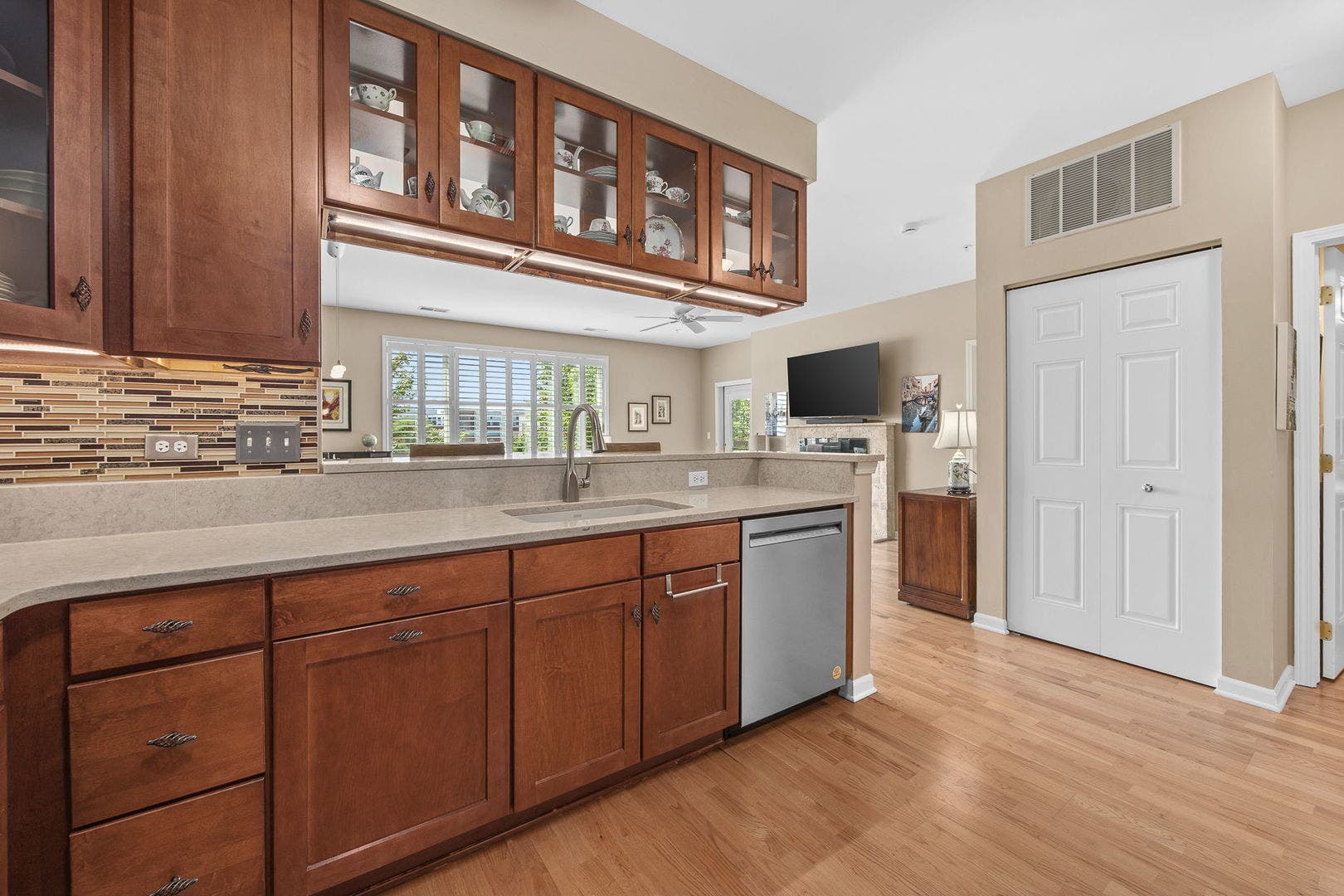 935 Burlington Avenue, #309, Downers Grove, IL 60515 935 Burlington Avenue, #309, Downers Grove, IL 60515
