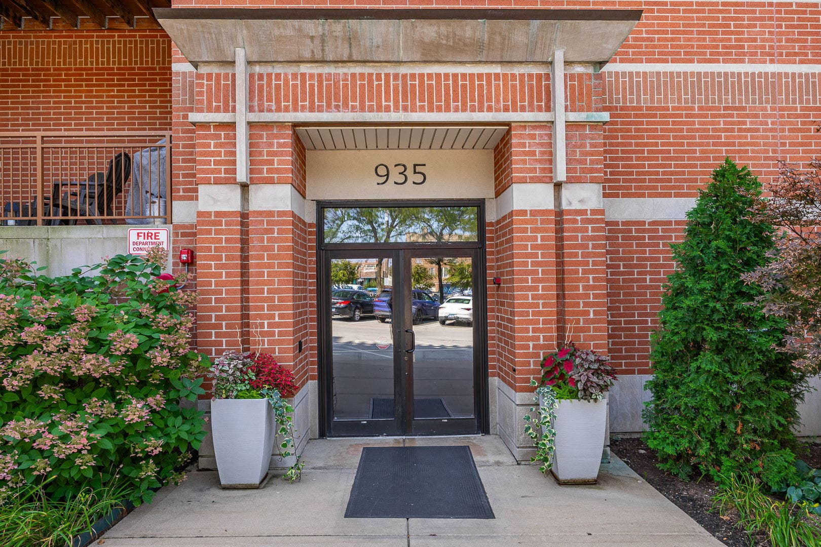 935 Burlington Avenue, #309, Downers Grove, IL 60515 935 Burlington Avenue, #309, Downers Grove, IL 60515