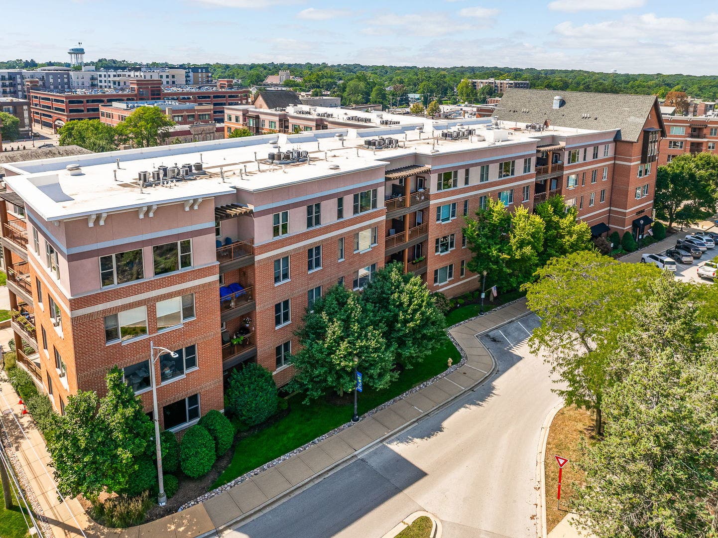 935 Burlington Avenue, #309, Downers Grove, IL 60515 935 Burlington Avenue, #309, Downers Grove, IL 60515
