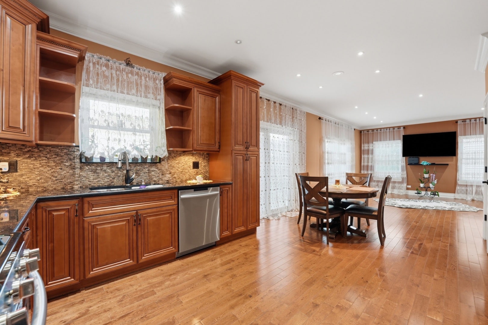1065 Rosefield Lane, Aurora, IL 60504 1065 Rosefield Lane, Aurora, IL 60504