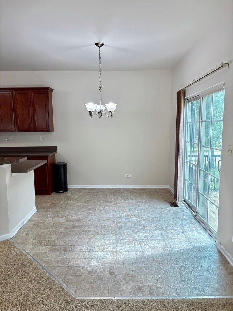429 Grosvenor Lane, Aurora, IL 60504 429 Grosvenor Lane, Aurora, IL 60504