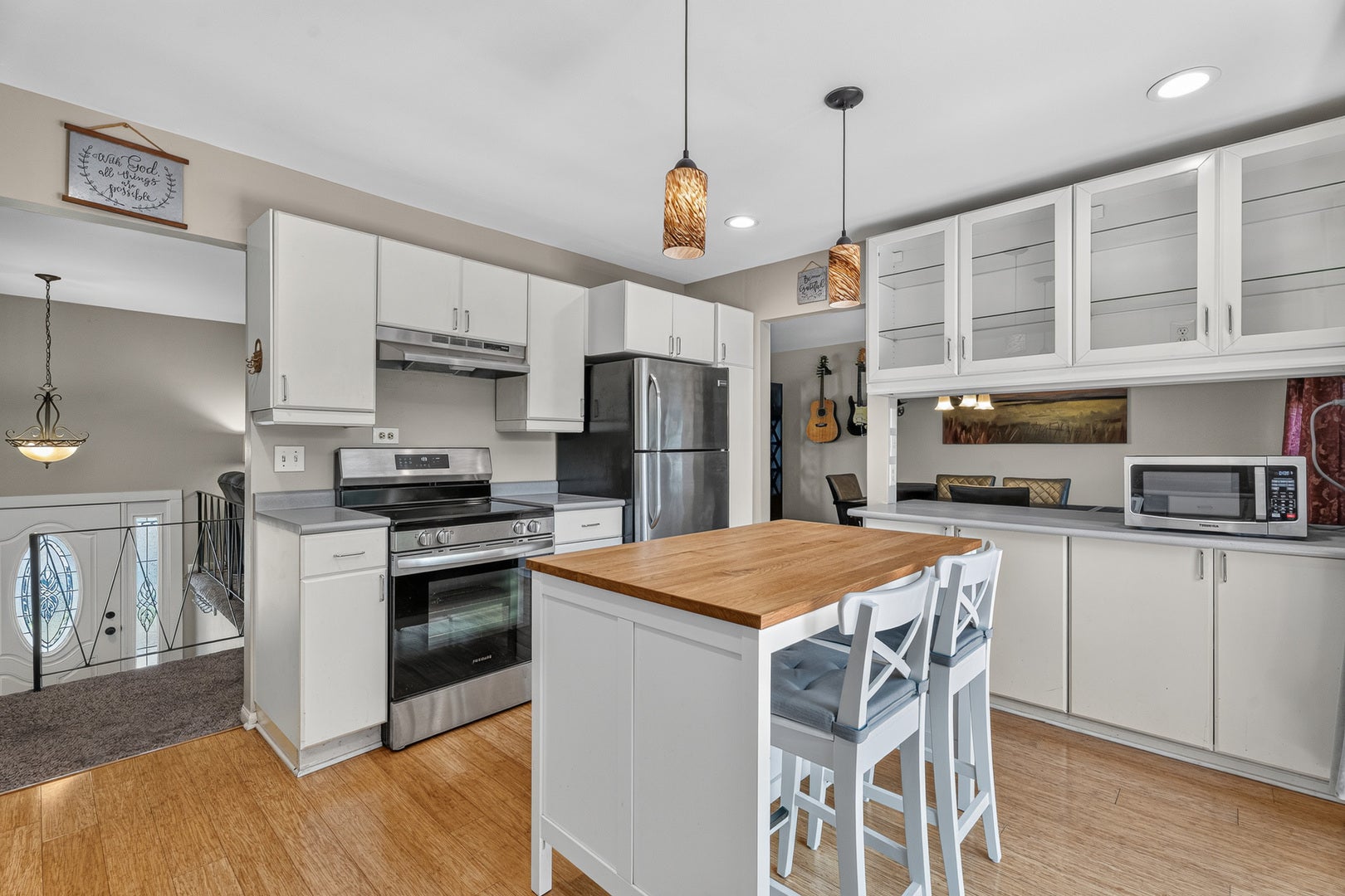 4 Devon Court, Bolingbrook, IL 60440 4 Devon Court, Bolingbrook, IL 60440