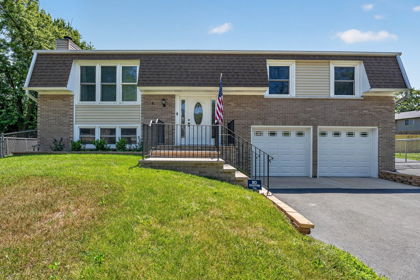 4 Devon Court, Bolingbrook, IL 60440 4 Devon Court, Bolingbrook, IL 60440