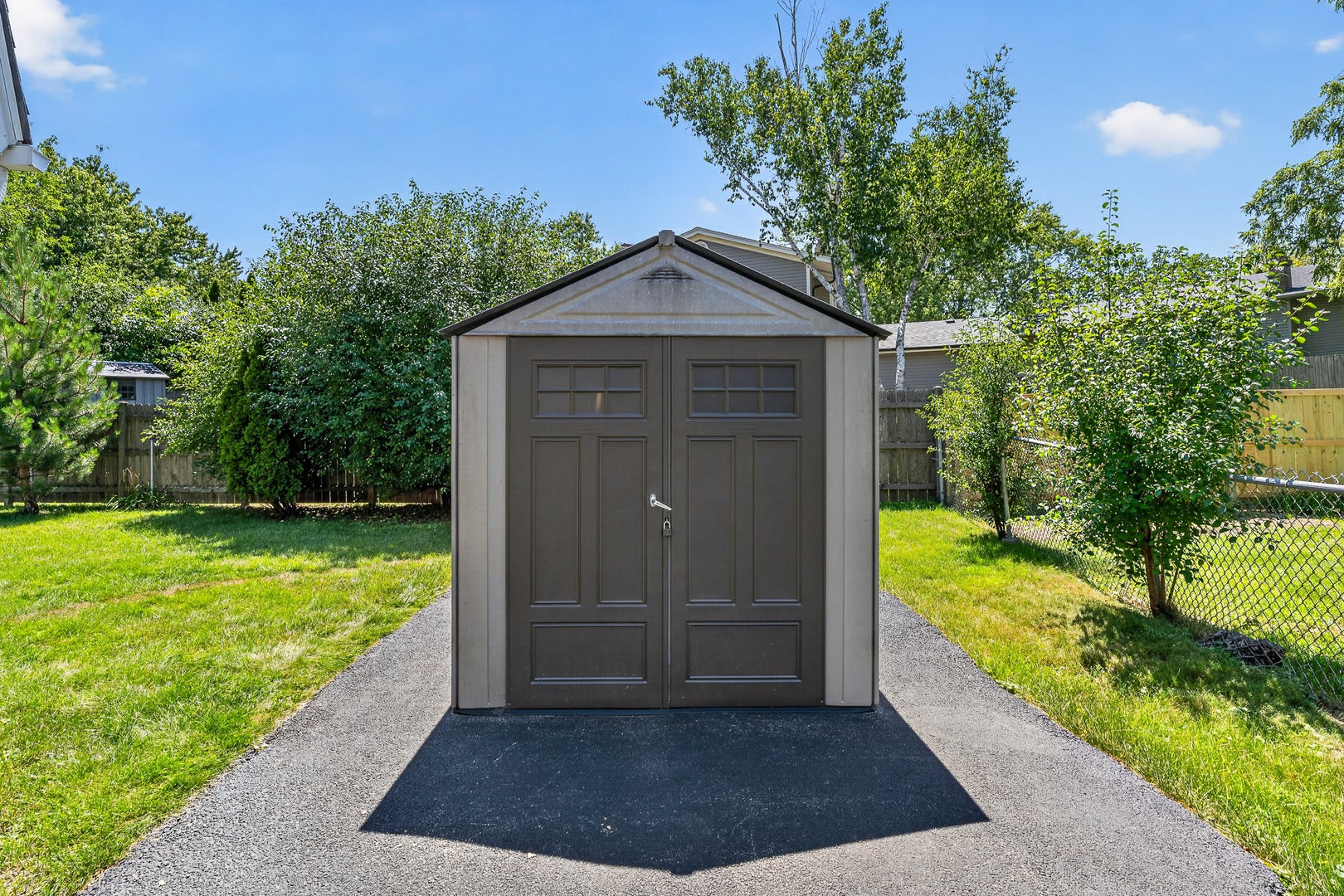 4 Devon Court, Bolingbrook, IL 60440 4 Devon Court, Bolingbrook, IL 60440