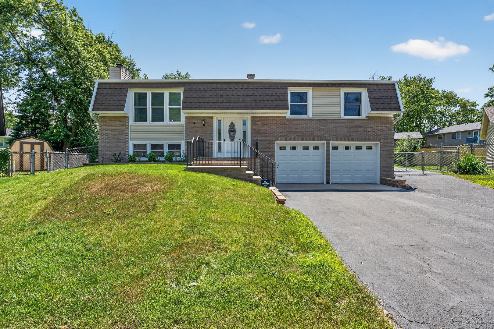 4 Devon Court, Bolingbrook, IL 60440 4 Devon Court, Bolingbrook, IL 60440
