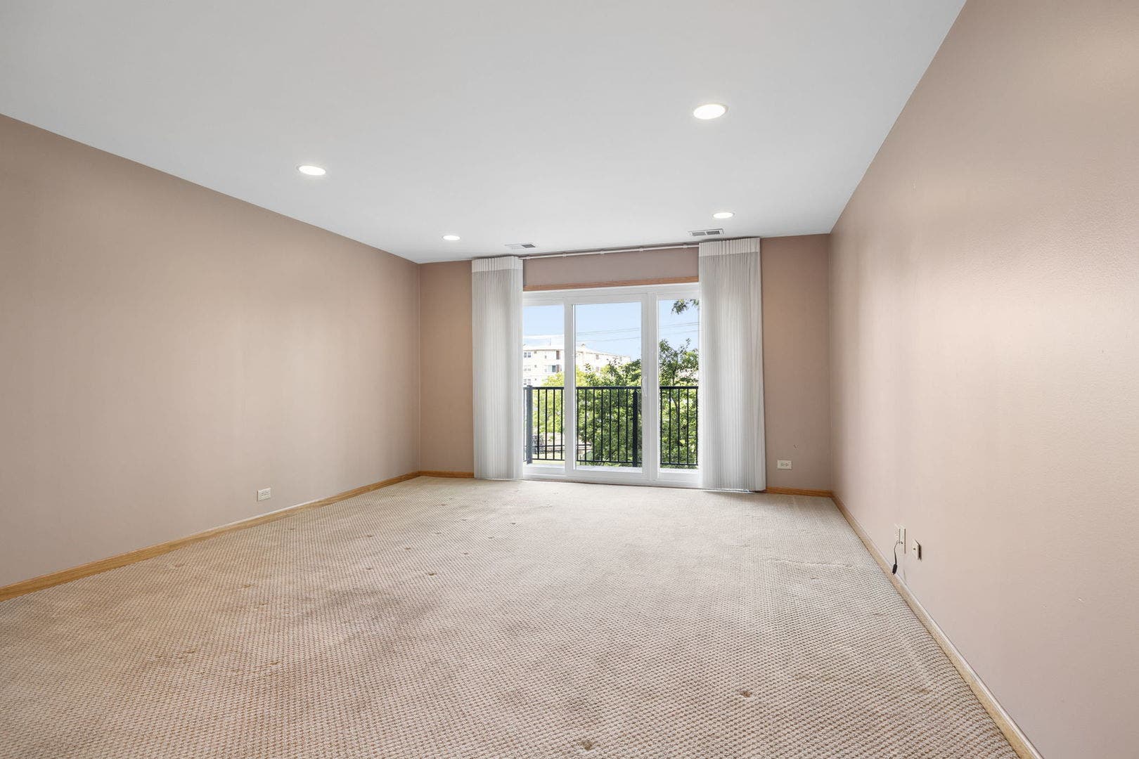 907 Curtiss Street, #304, Downers Grove, IL 60515 907 Curtiss Street, #304, Downers Grove, IL 60515
