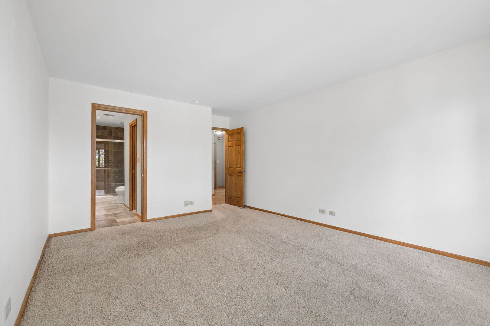 907 Curtiss Street, #304, Downers Grove, IL 60515 907 Curtiss Street, #304, Downers Grove, IL 60515
