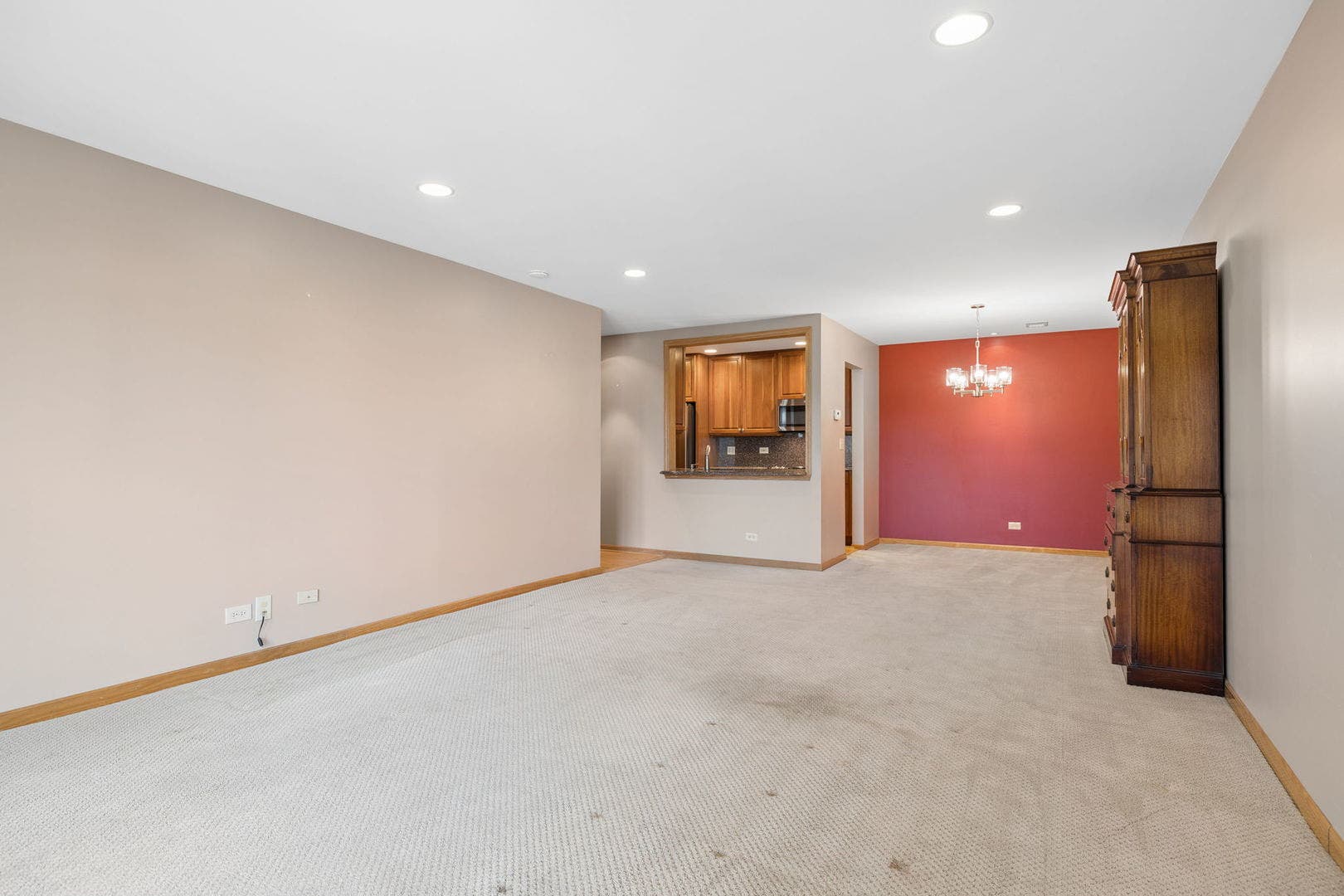 907 Curtiss Street, #304, Downers Grove, IL 60515 907 Curtiss Street, #304, Downers Grove, IL 60515