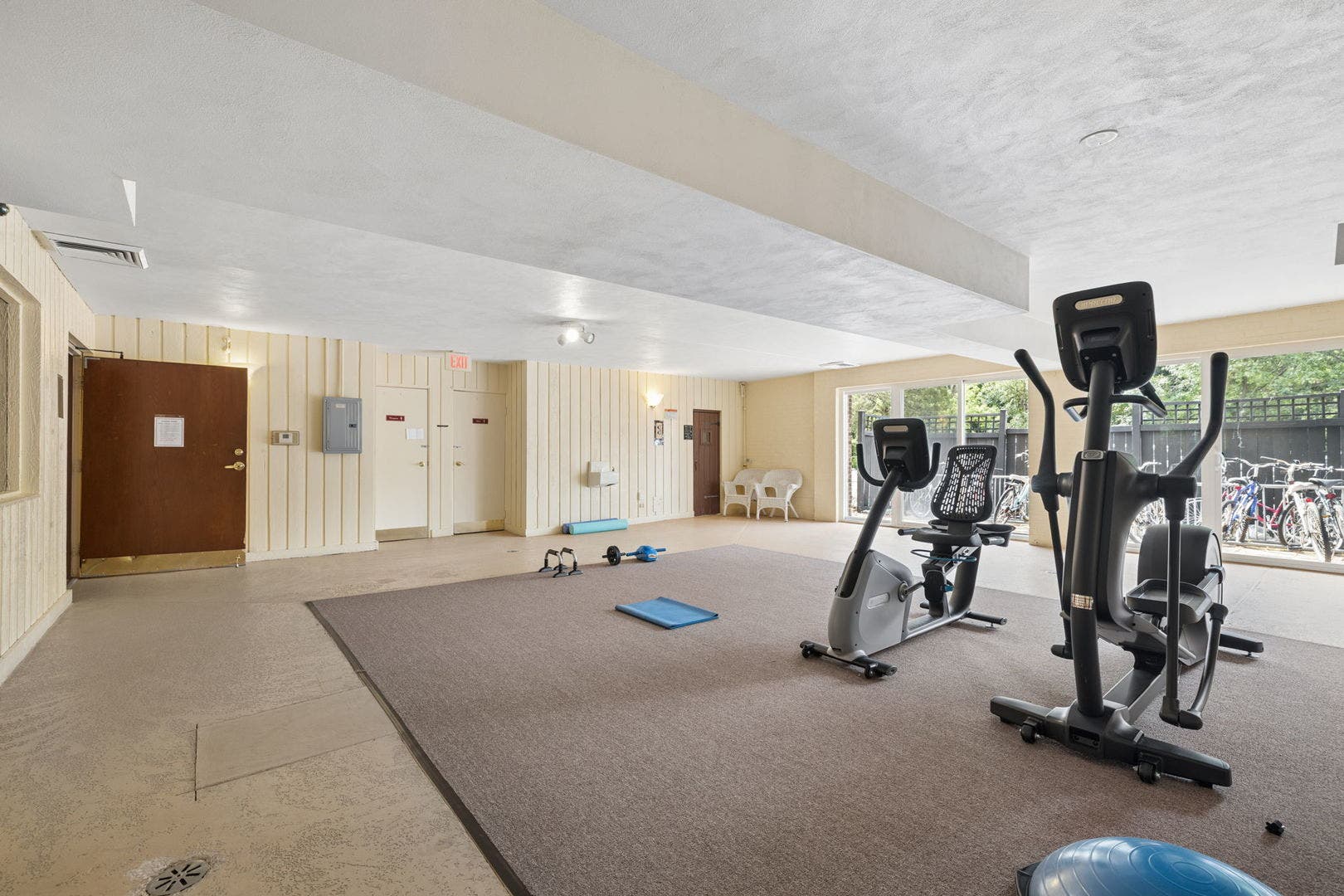 907 Curtiss Street, #304, Downers Grove, IL 60515 907 Curtiss Street, #304, Downers Grove, IL 60515
