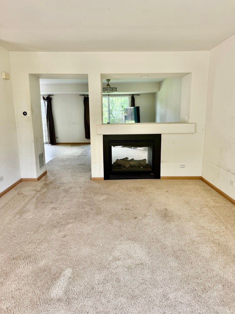 1110 Symphony Drive, Aurora, IL 60504 1110 Symphony Drive, Aurora, IL 60504