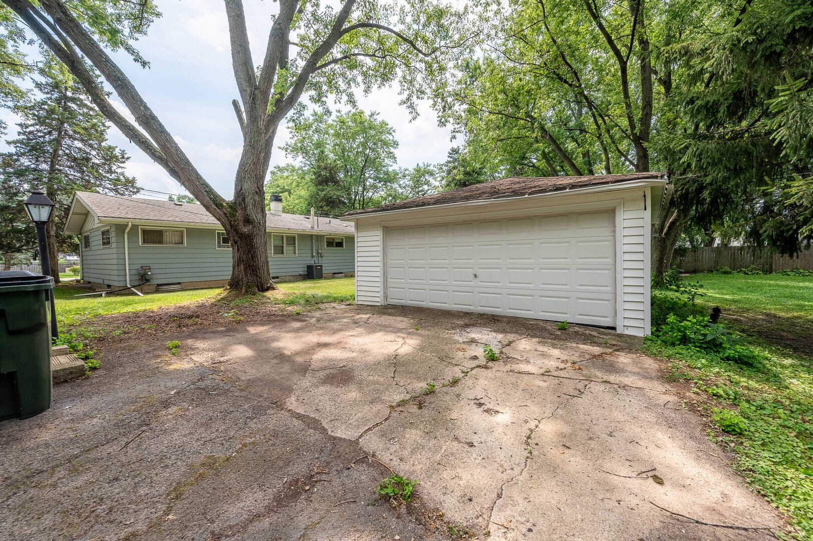 5850 Springside Avenue, Downers Grove, IL 60516