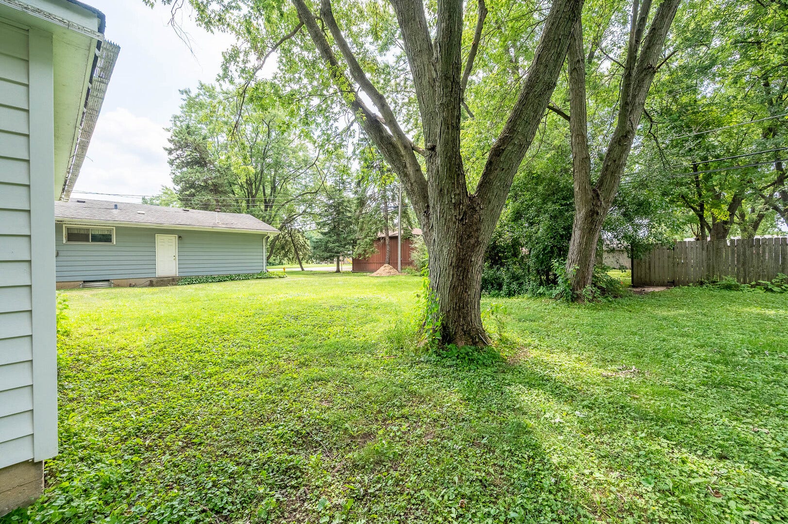 5850 Springside Avenue, Downers Grove, IL 60516