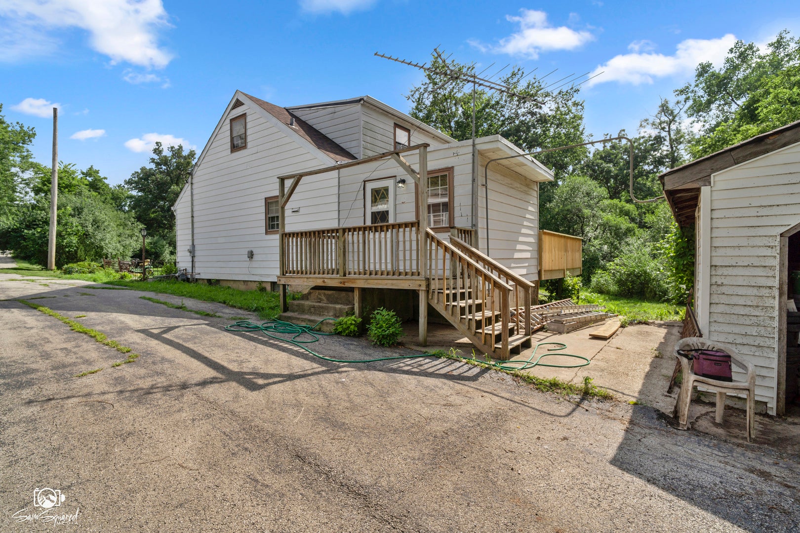 2103 Maple Road, Joliet, IL 60432 2103 Maple Road, Joliet, IL 60432