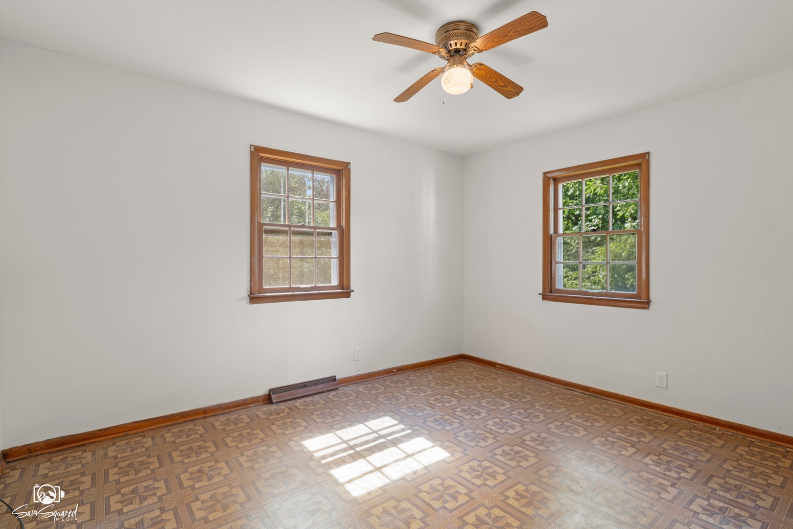 2103 Maple Road, Joliet, IL 60432 2103 Maple Road, Joliet, IL 60432