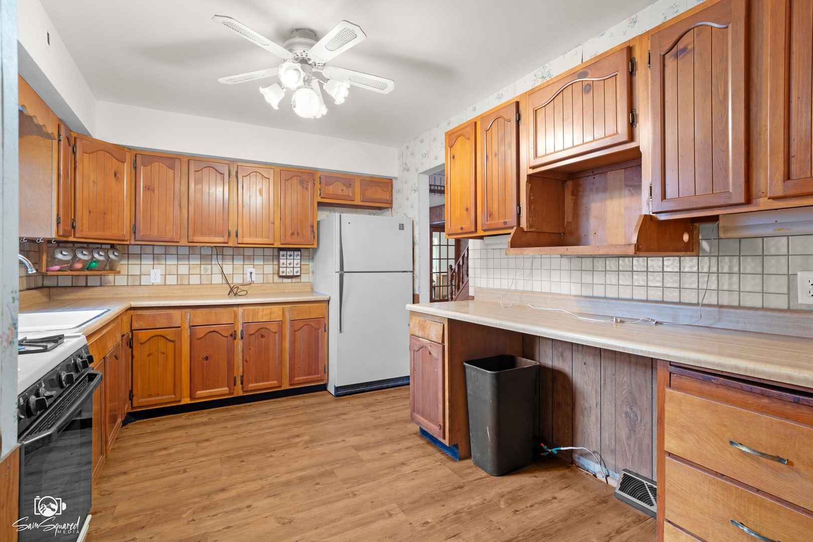 2103 Maple Road, Joliet, IL 60432 2103 Maple Road, Joliet, IL 60432