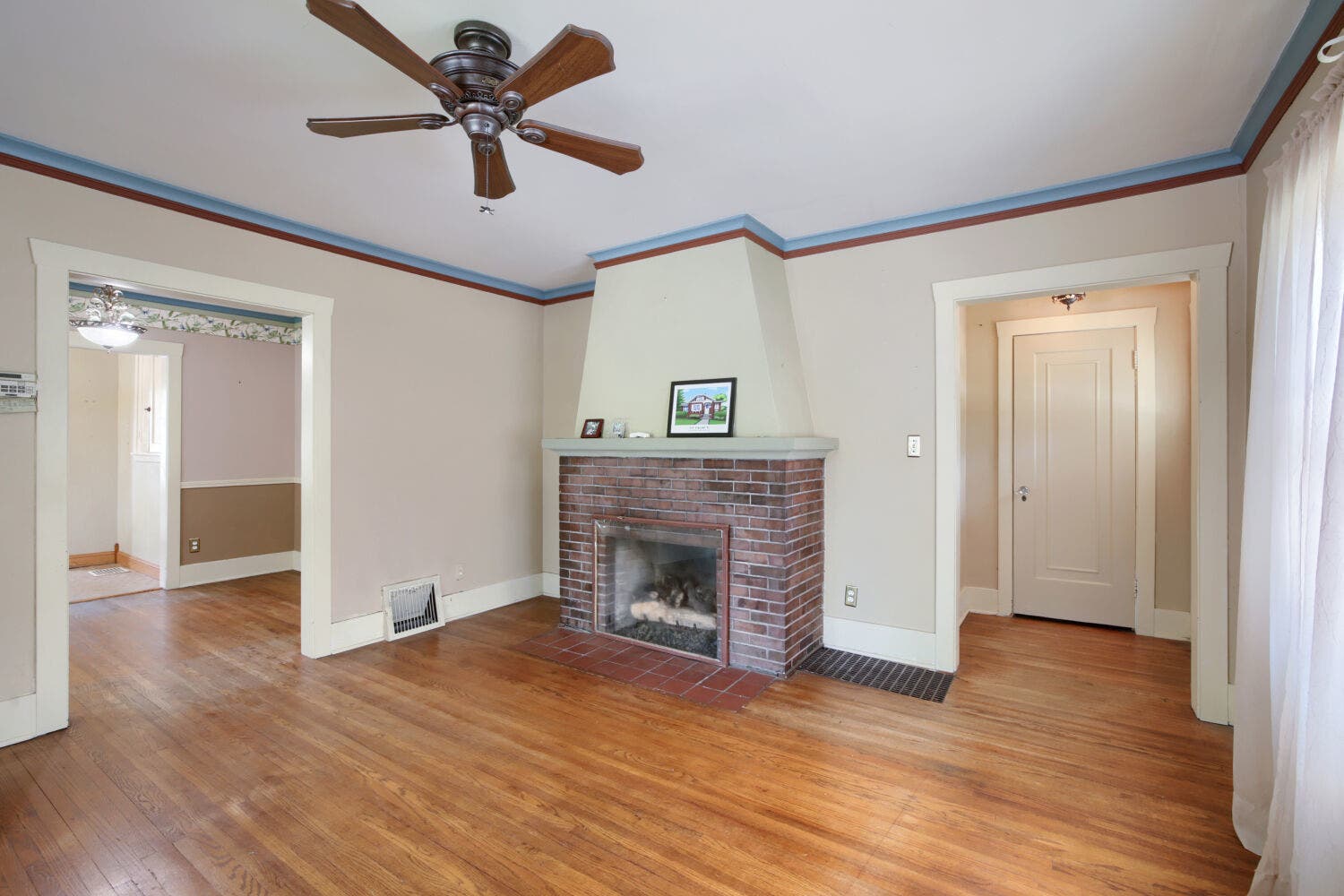 345 Vincent Place, Elgin, IL 60123 345 Vincent Place, Elgin, IL 60123