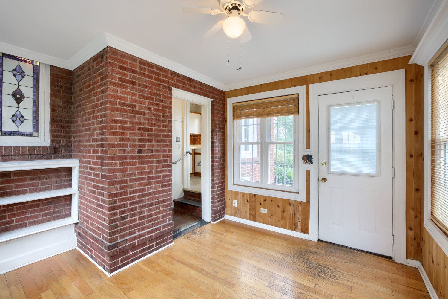 345 Vincent Place, Elgin, IL 60123 345 Vincent Place, Elgin, IL 60123