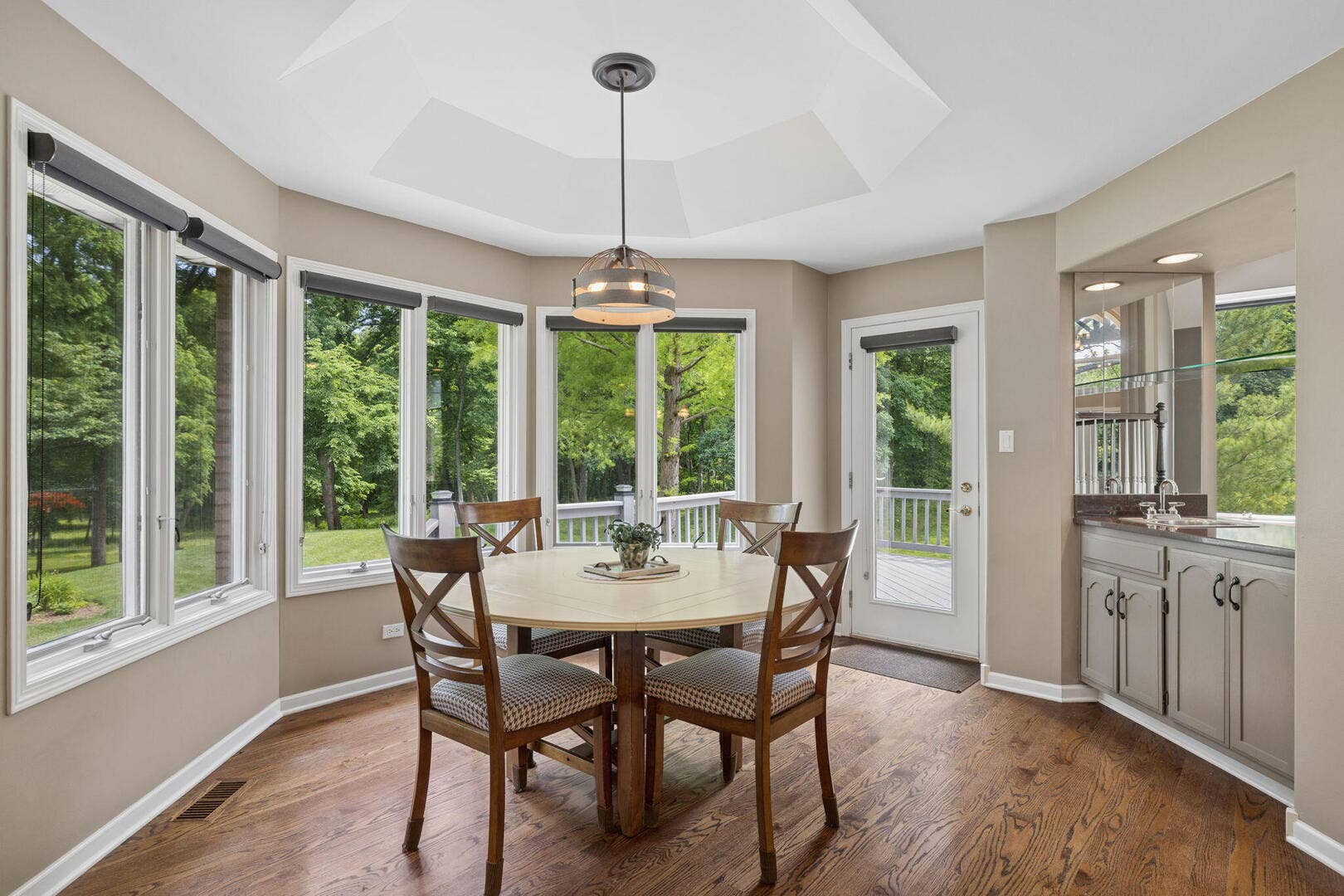 16261 W Ridgewood Drive, Homer Glen, IL 60491 16261 W Ridgewood Drive, Homer Glen, IL 60491