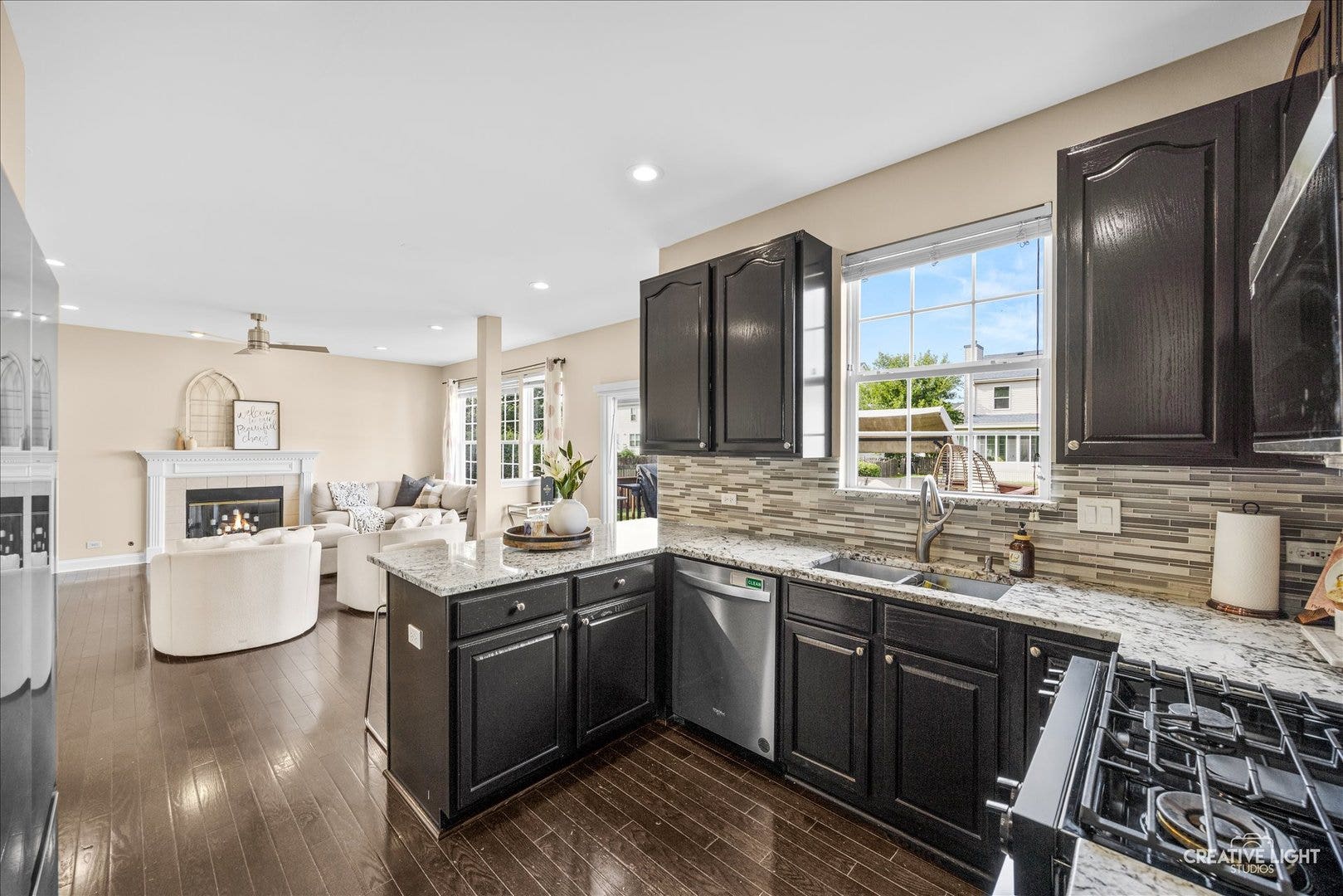 1445 Waterside Drive, Bolingbrook, IL 60490 1445 Waterside Drive, Bolingbrook, IL 60490