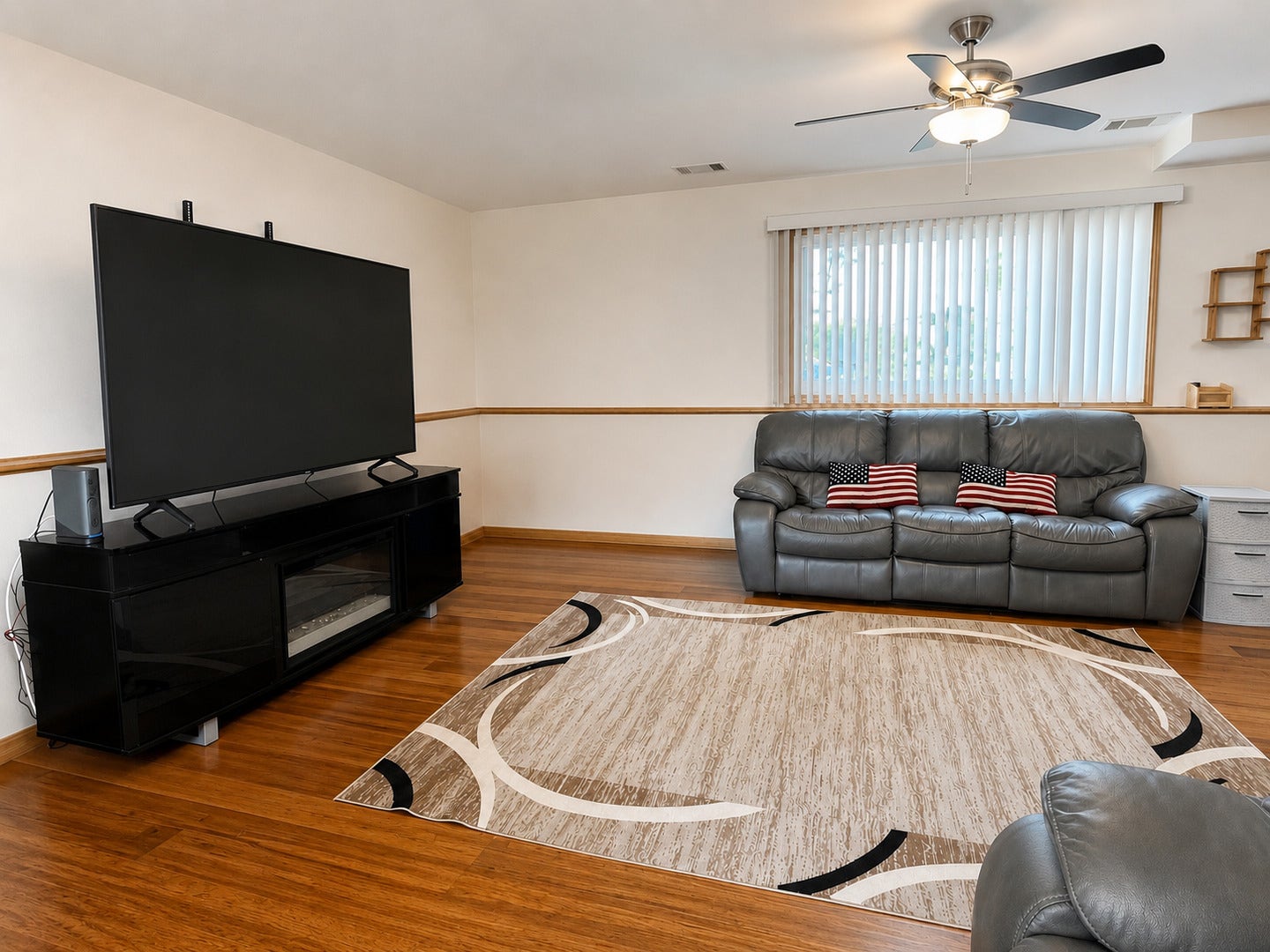 1414 Howland Drive, Joliet, IL 60431 Family Room