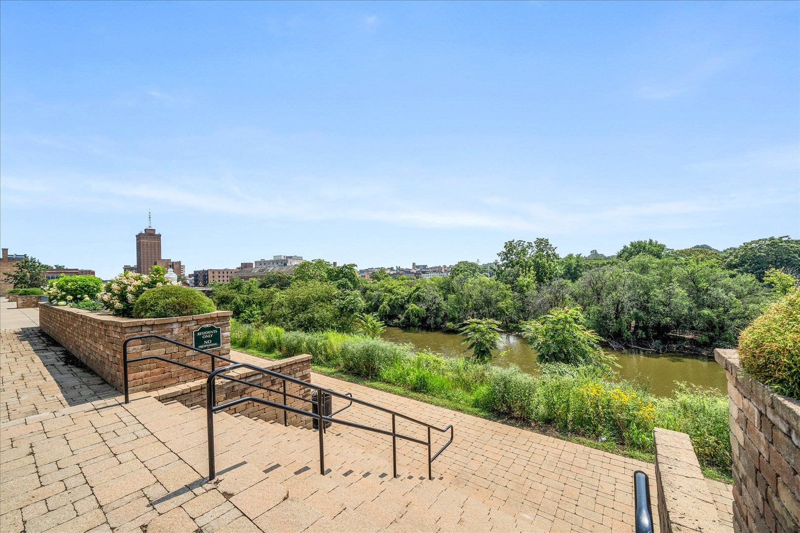 160 S River Street, #305, Aurora, IL 60506 160 S River Street, #305, Aurora, IL 60506